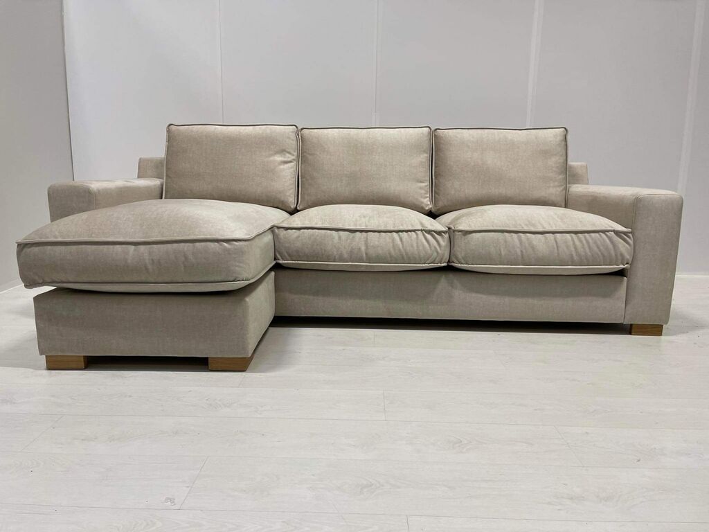 Muudetava nurgaga SKY DELUX SOFT