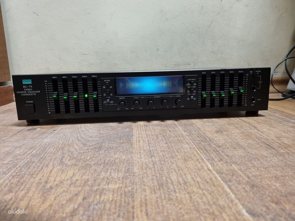 Sansui RG-7X Stereo Graphic Equalizer Consolette