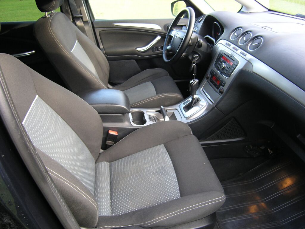 Ford S-Max 2.0TDi 103kw automaat 2011, 7 kohta