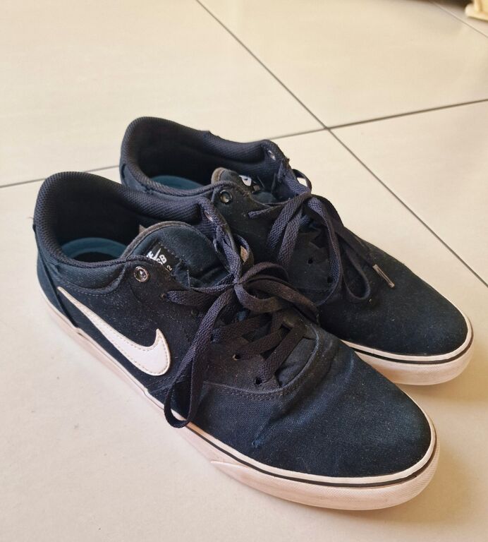 nike vabaajajalatsid meestele