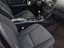 TOYOTA AVENSIS 2.2D 110 kW MANUAAL 2010a