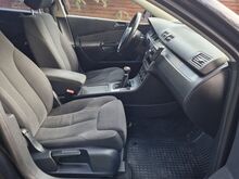 Volkswagen Passat 2.0D 103kW manu konks LS 290t km