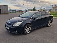 TOYOTA AVENSIS 2.2D 110 kW MANUAAL 2010a