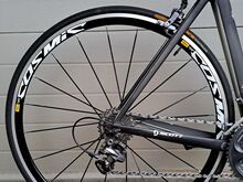 Scott Foil maanteeratas