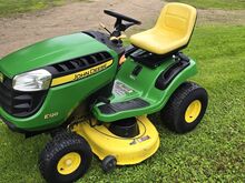Murutraktor John Deere E120