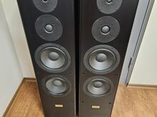 Audes 190AS-034 HiFi põrandakõlarid.