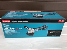 Makita DGA519Z 18V X-Lock