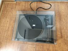 Linn Axis Belt-Drive Turntable