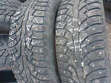 215/60/R17 Nokian naastrehvid 2tk
