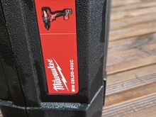 Kohver Milwaukee, uus