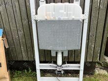 Seinapealne wc pott, loputuskast ja prilllaud