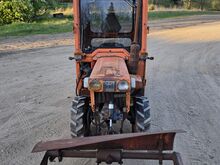 Минитрактор KUBOTA B7100 4WD