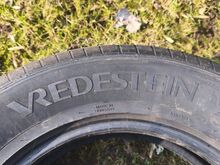 Suverehvid Vredestein 235/65 R17,