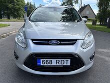 Ford Crand C-Max Titanium 7-kohta