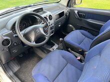Peugeot Partner 1,4 55kw, 5 KOHTA. LS 197 331