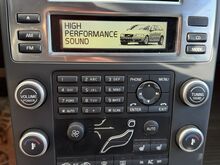 Volvo V70 Momentum 2.4 R5 D5 129kW, JÄRELMAKS!