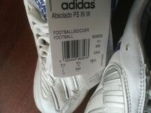 Naiste uued "Addidas" saaliputsad.