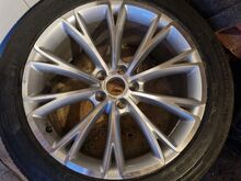 Audi A8 valuvelg R19 koos uue rehviga