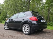 Toyota Auris 1.4VVT-i 71кВт, ручная, 2008, техосмотр до 07/2027