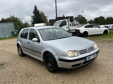 Volkswagen Golf 1.4 bens üv 01.2027