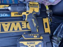 Dewalt akudrell koos kohvriga