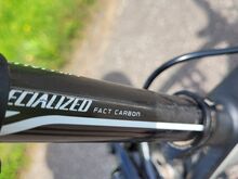 Specialized Amira täis süsinikraamiga