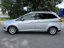 Ford Crand C-Max Titanium 7-kohta
