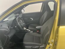 ⭐⭐ 2022 Toyota Yaris Cross 1.5 Bi-tone Hybrid ⭐⭐