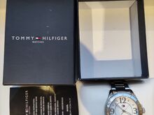 Наручные часы TOMMY HILFIGER