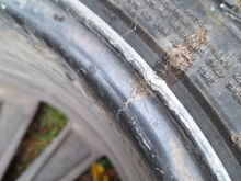 Rehvid  235/40  R18