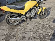 Yamaha XJ600s