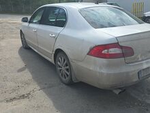 Defektne Škoda Superb 1.9 TDI 77 kW manuaal