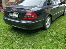 Mercedes Benz  E 220