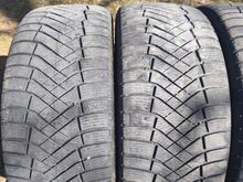 Pirelli rehvidM+S245/45 R19.