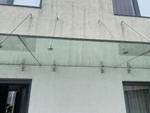 Стеклянный козырек/фасадное остекление с креплением