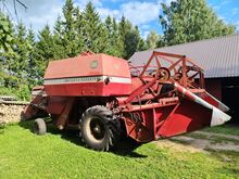 Kombain MF 186