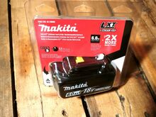 Müüa uus 6.0Ah, 18V aku MAKITA akutööriistadele