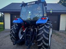 M: New Holland TS 110