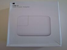 APPLE POWER ADAPTER