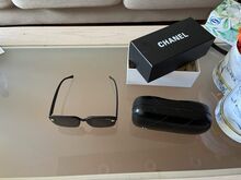 Päikeseprillid Chanel