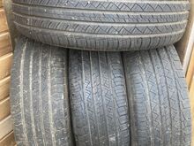 215/65R16 MICHELIN Latitude Tour HP 98H