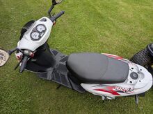 Väikse läbisõiduga roller Sachs Speedjet 50