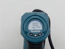 Воздушный компрессор Makita MP001G 40V, в магазине 376€