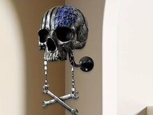 Держатель для мотошлема серебристый