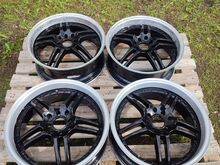 Valuveljed randiga 17" 4x100, 4x114.3
