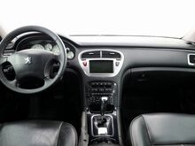 Peugeot 607