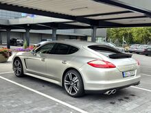 Porsche Panamera 4S
