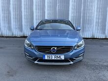 Volvo V60 Plug-In Hybrid AWD 2.4 D6 AWD 158kW