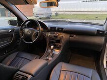 Mercedes-Benz C 32 AMG 3.2 V6 Kompressor 320kw