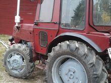 Traktor T30AT